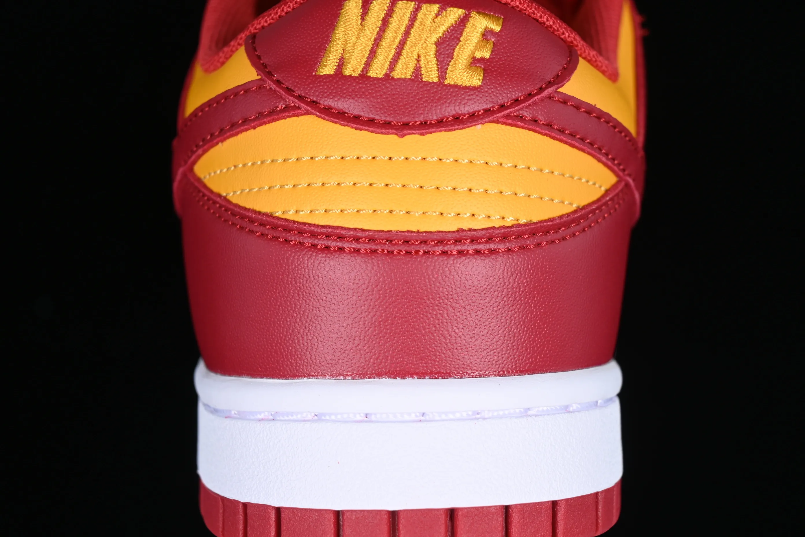All categories Nk SB Dunk series Nk SB Dunk Low low-top sneakers Nk SB Dunk Low "Midas Gold" tomato scrambled egg color SB low-top sports and leisure sneakers DD1391-701